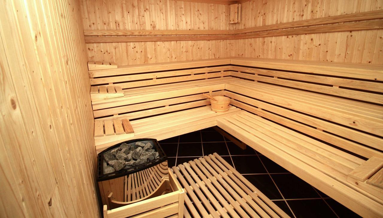 Hotel International Prishtina & Spa Prishtinë Ngoại thất bức ảnh