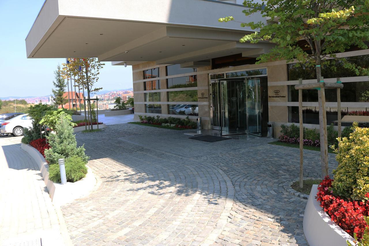 Hotel International Prishtina & Spa Prishtinë Ngoại thất bức ảnh