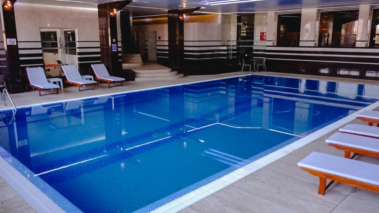 Hotel International Prishtina & Spa Prishtinë Ngoại thất bức ảnh